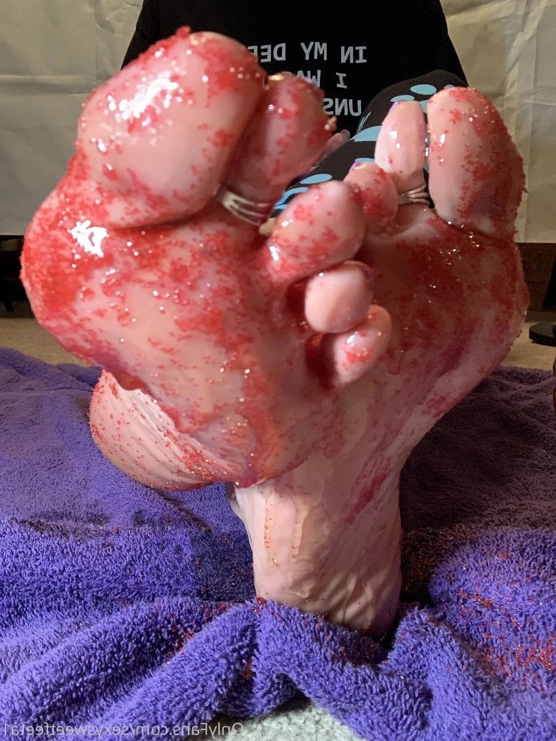 sexysweetfeetana [ sexysweetfeeta1 ] Onlyfans leaked photo 2742052 on Hotleaks.tv