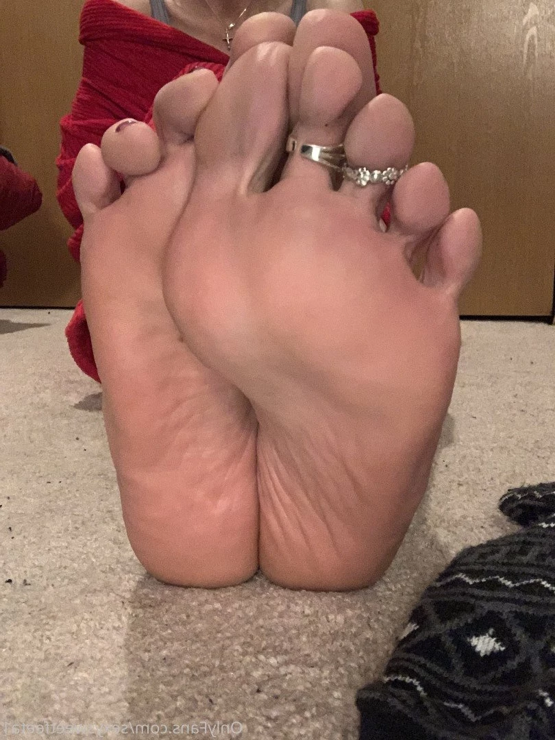sexysweetfeetana [ sexysweetfeeta1 ] Onlyfans leaked photo 2742592 on Hotleaks.tv