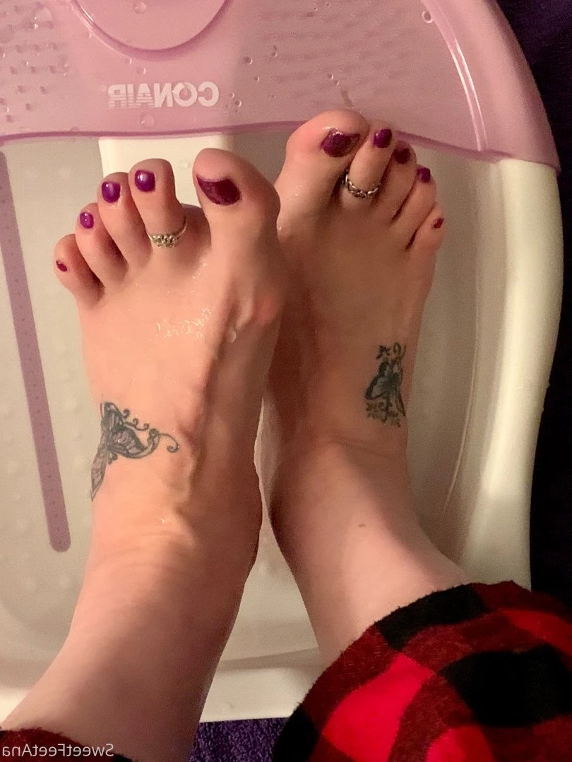 sexysweetfeetana [ sexysweetfeeta1 ] Onlyfans leaked photo 2743522 on Hotleaks.tv