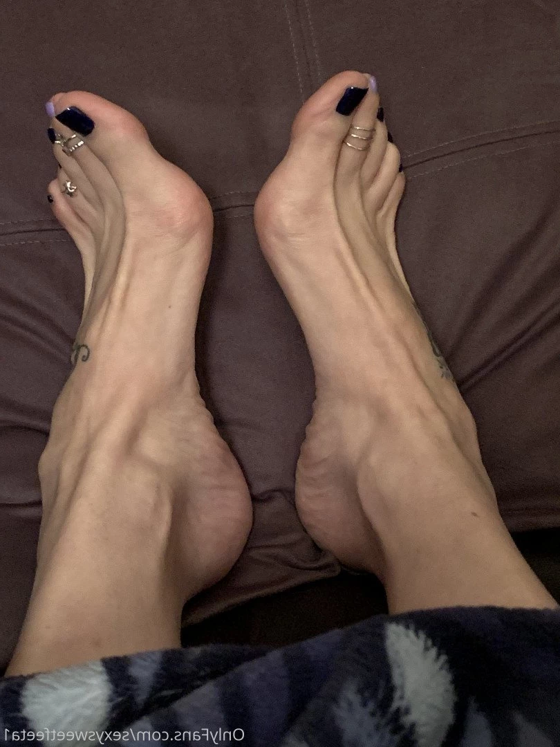 sexysweetfeetana [ sexysweetfeeta1 ] Onlyfans leaked photo 2744327 on Hotleaks.tv