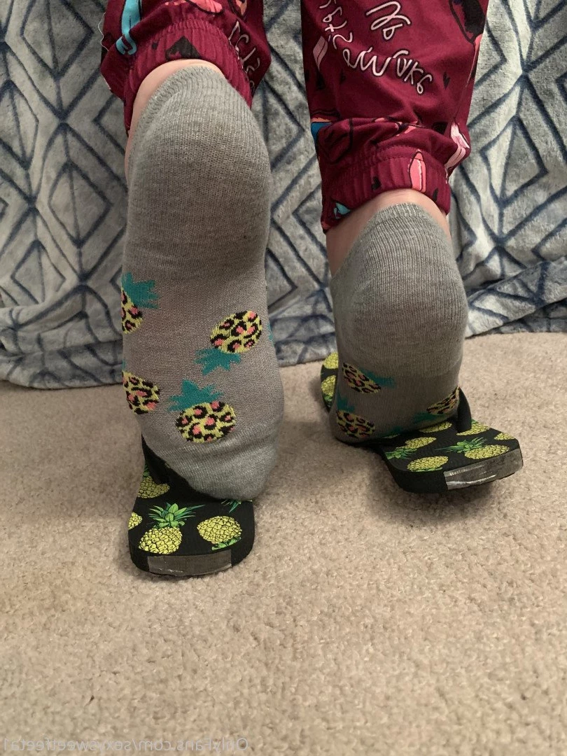 sexysweetfeetana [ sexysweetfeeta1 ] Onlyfans leaked photo 2744917 on Hotleaks.tv