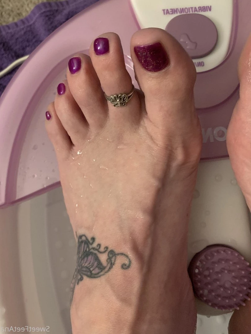 sexysweetfeetana [ sexysweetfeeta1 ] Onlyfans leaked photo 2744984 on Hotleaks.tv