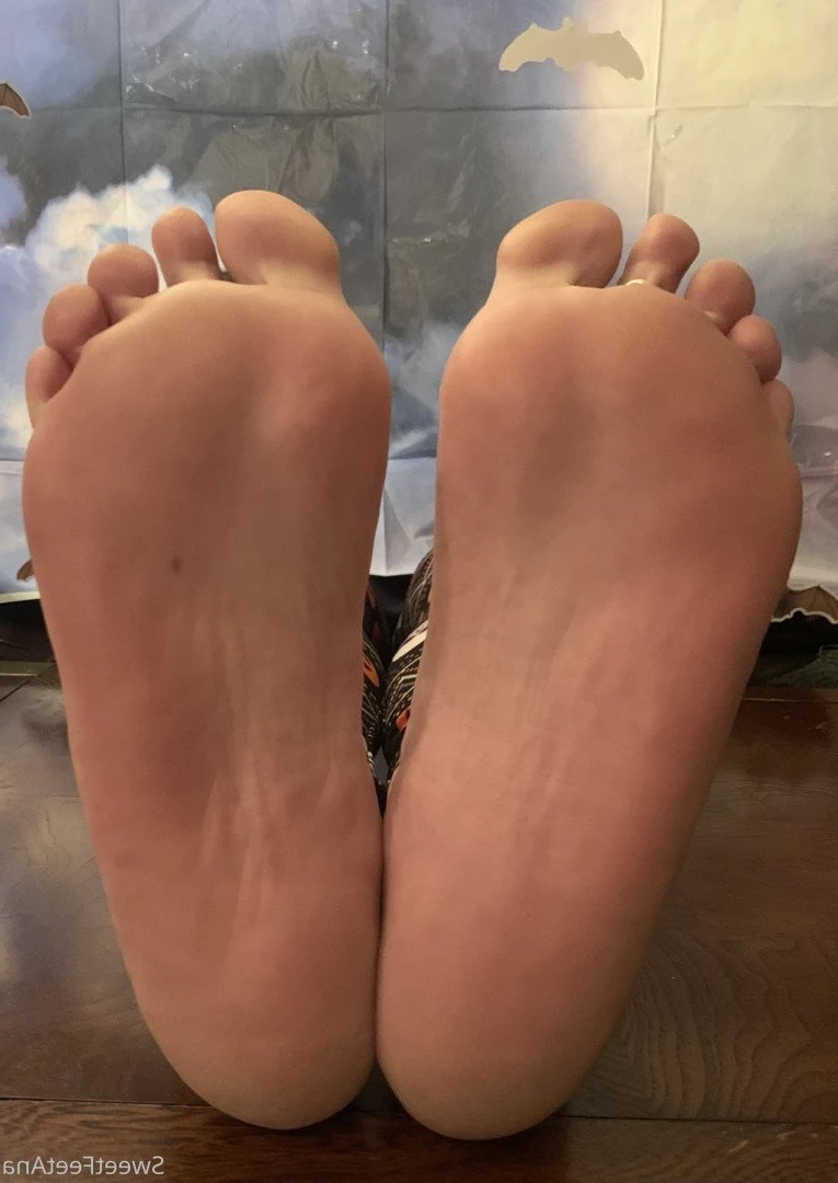 sexysweetfeetana [ sexysweetfeeta1 ] Onlyfans leaked photo 2745256 on Hotleaks.tv