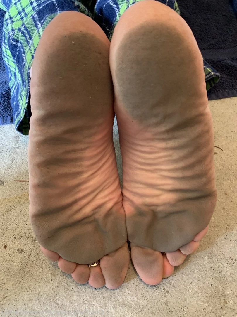 sexysweetfeetana [ sexysweetfeeta1 ] Onlyfans leaked photo 2745709 on Hotleaks.tv