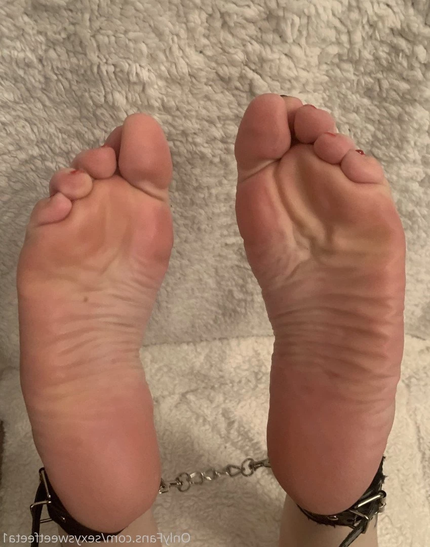 sexysweetfeetana [ sexysweetfeeta1 ] Onlyfans leaked photo 2746788 on Hotleaks.tv