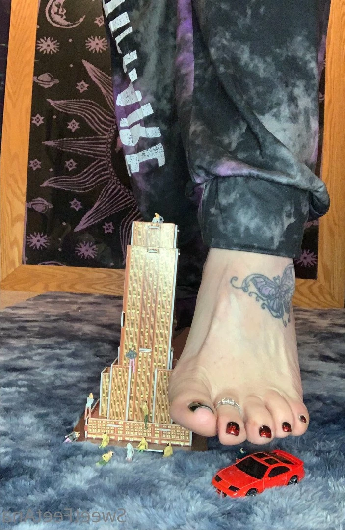 sexysweetfeetana [ sexysweetfeeta1 ] Onlyfans leaked photo 2747183 on Hotleaks.tv