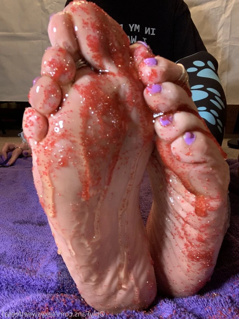 sexysweetfeetana [ sexysweetfeeta1 ] Onlyfans leaked photo 2747409 on Hotleaks.tv