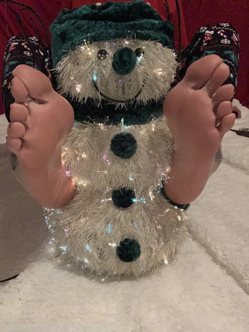 sexysweetfeetana [ sexysweetfeeta1 ] Onlyfans leaked photo 2747853 on Hotleaks.tv