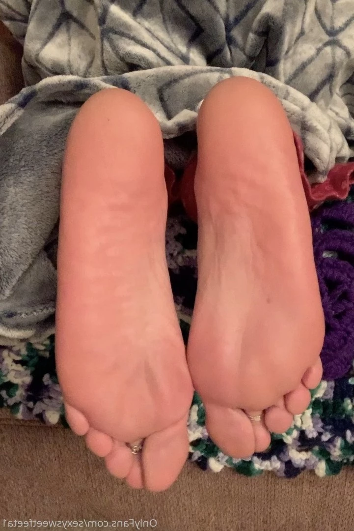 sexysweetfeetana [ sexysweetfeeta1 ] Onlyfans leaked photo 2748365 on Hotleaks.tv