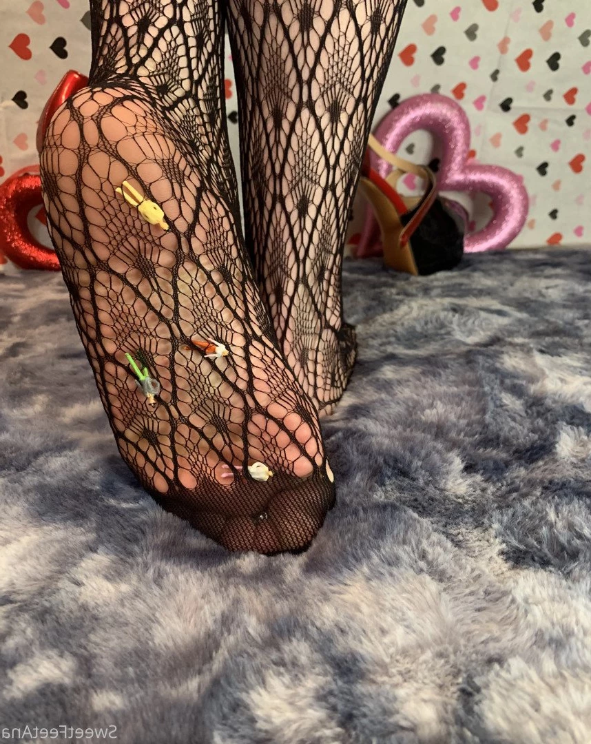 sexysweetfeetana [ sexysweetfeeta1 ] Onlyfans leaked photo 2748473 on Hotleaks.tv