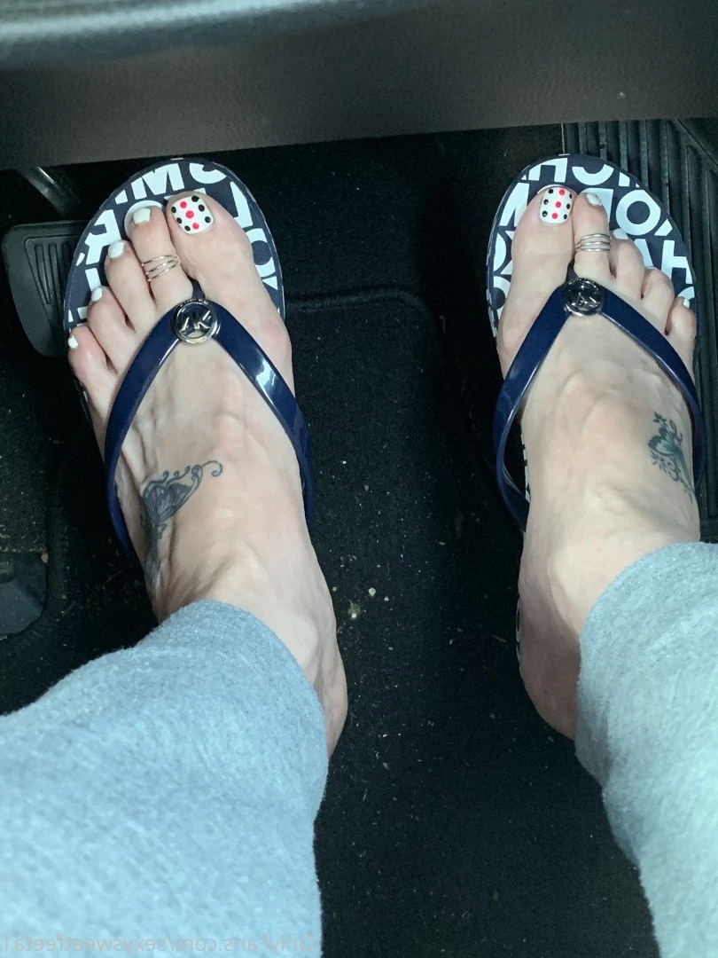 sexysweetfeetana [ sexysweetfeeta1 ] Onlyfans leaked photo 2748888 on Hotleaks.tv