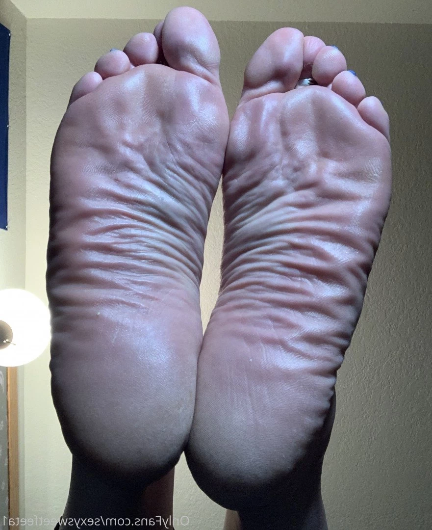 sexysweetfeetana [ sexysweetfeeta1 ] Onlyfans leaked photo 2749408 on Hotleaks.tv