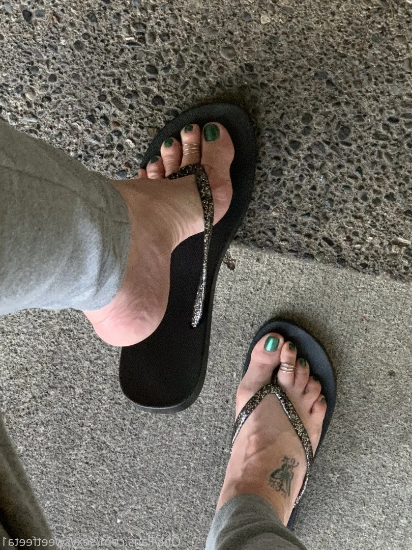 sexysweetfeetana [ sexysweetfeeta1 ] Onlyfans leaked photo 2749583 on Hotleaks.tv