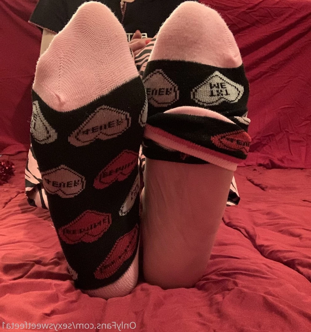 sexysweetfeetana [ sexysweetfeeta1 ] Onlyfans leaked photo 2749632 on Hotleaks.tv