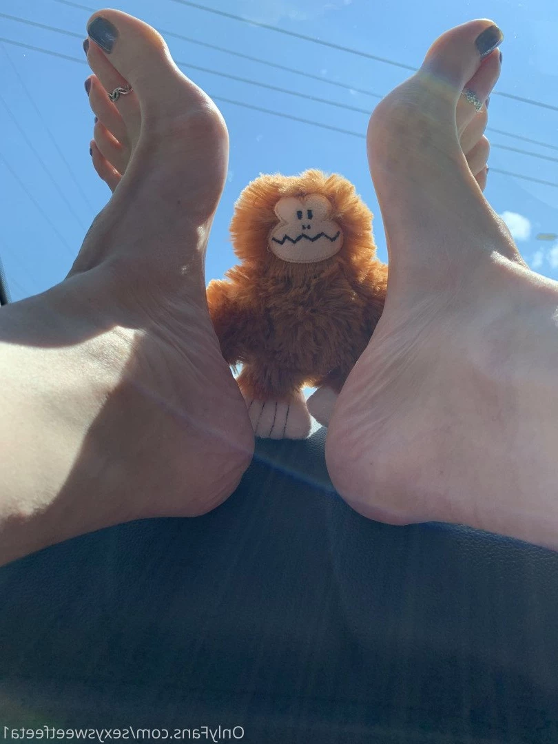 sexysweetfeetana [ sexysweetfeeta1 ] Onlyfans leaked photo 2750140 on Hotleaks.tv