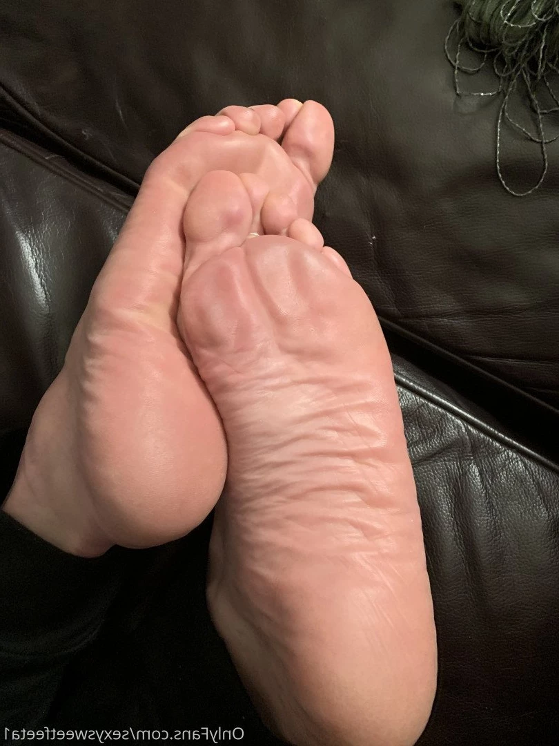 sexysweetfeetana [ sexysweetfeeta1 ] Onlyfans leaked photo 2750626 on Hotleaks.tv