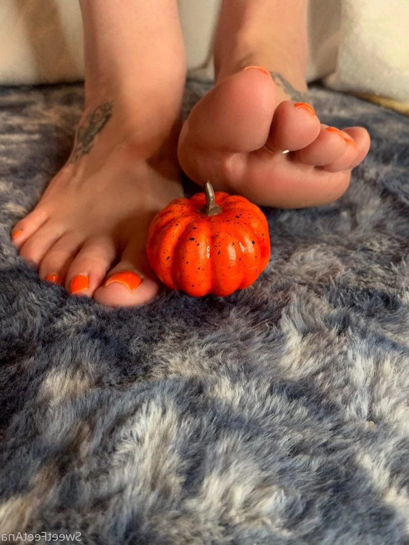 sexysweetfeetana [ sexysweetfeeta1 ] Onlyfans leaked photo 2751019 on Hotleaks.tv