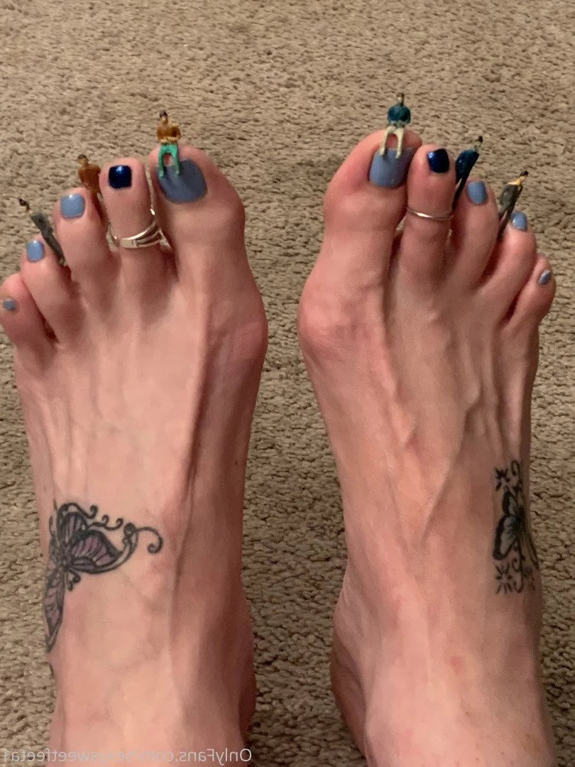 sexysweetfeetana [ sexysweetfeeta1 ] Onlyfans leaked photo 2751220 on Hotleaks.tv