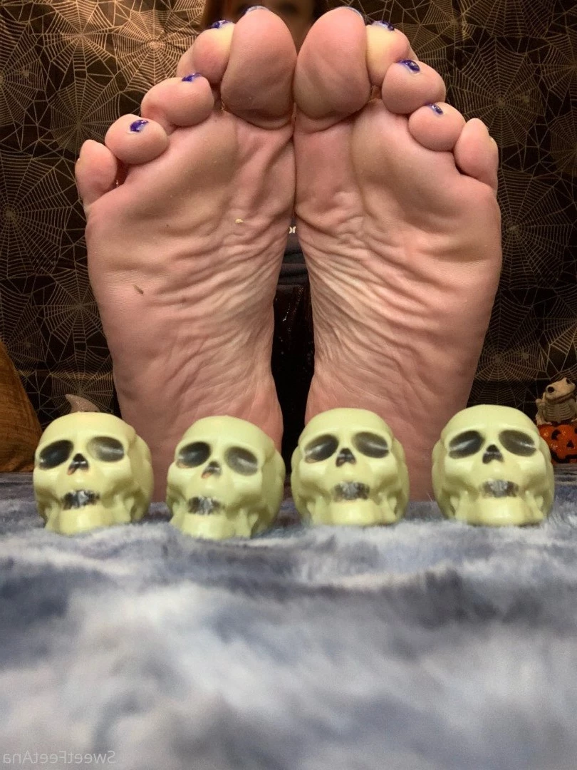 sexysweetfeetana [ sexysweetfeeta1 ] Onlyfans leaked photo 2751878 on Hotleaks.tv