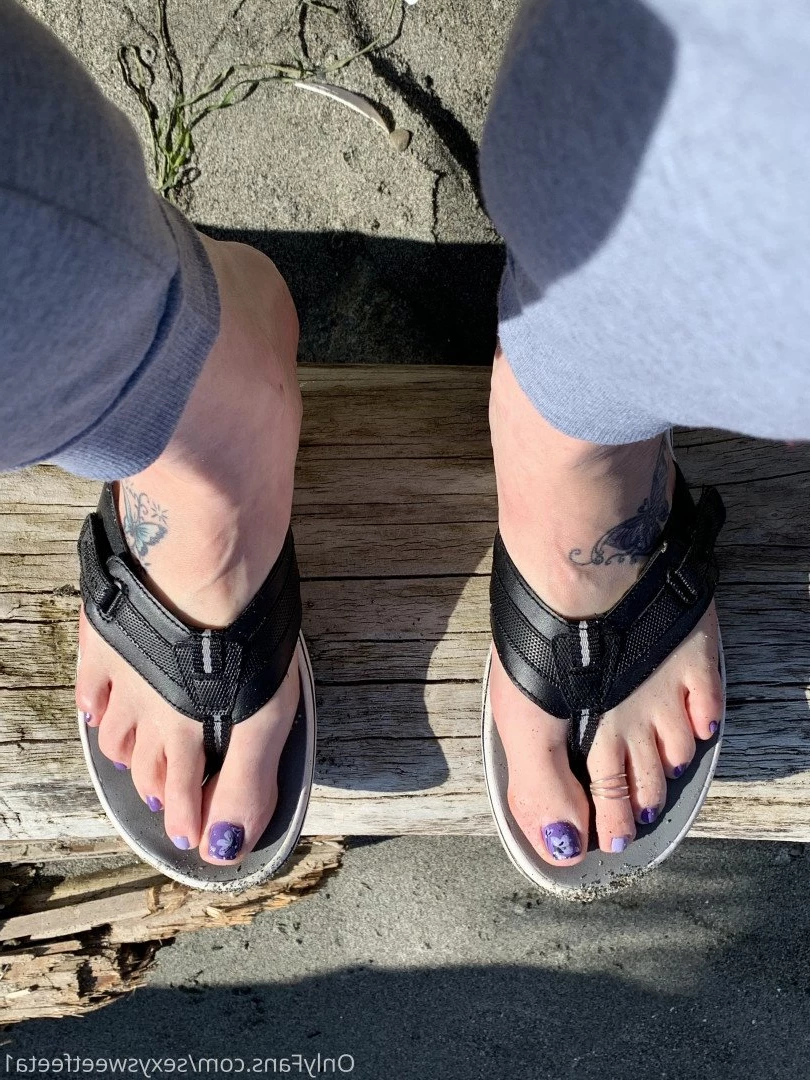 sexysweetfeetana [ sexysweetfeeta1 ] Onlyfans leaked photo 2752183 on Hotleaks.tv