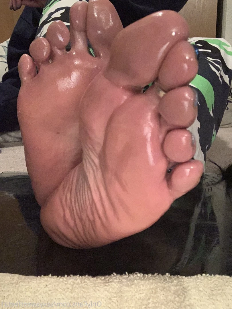 sexysweetfeetana [ sexysweetfeeta1 ] Onlyfans leaked photo 2753072 on Hotleaks.tv