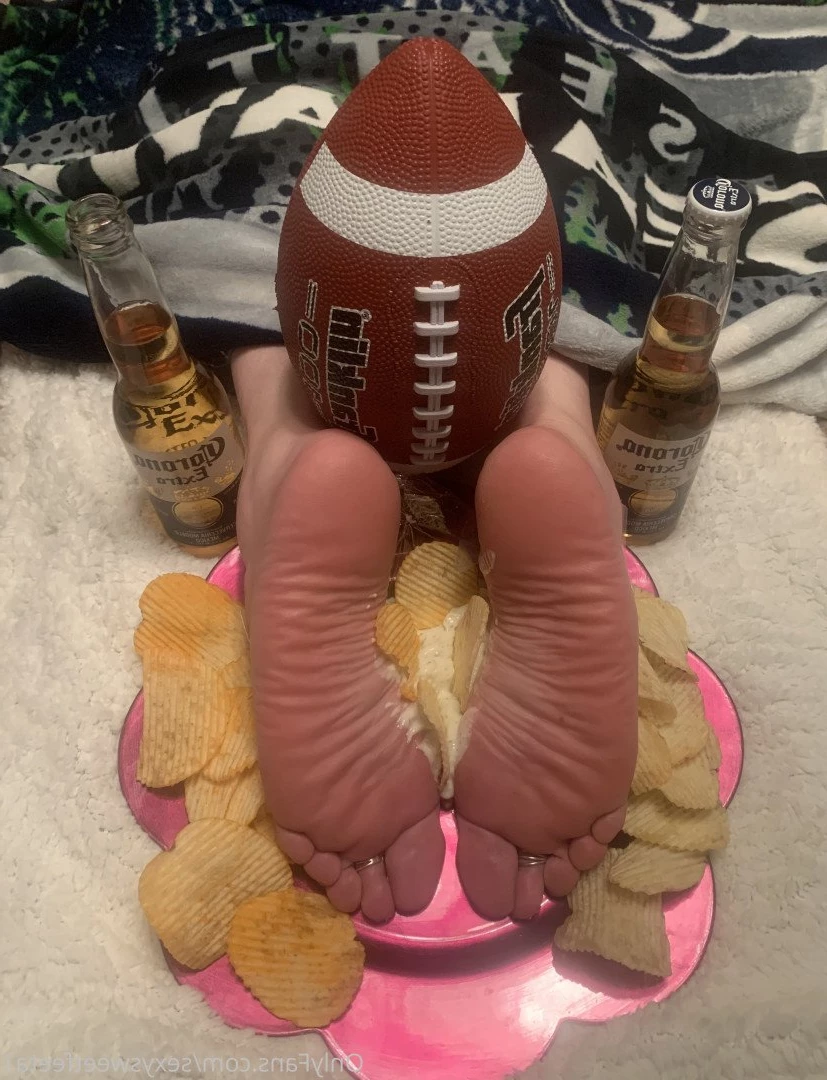 sexysweetfeetana [ sexysweetfeeta1 ] Onlyfans leaked photo 2753710 on Hotleaks.tv