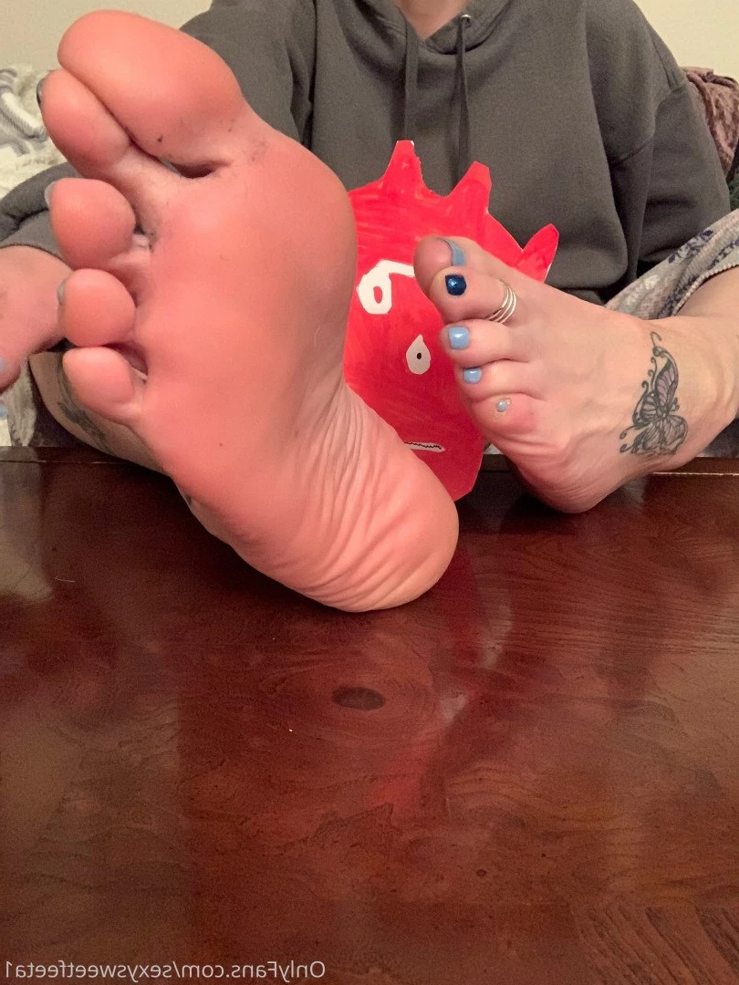 sexysweetfeetana [ sexysweetfeeta1 ] Onlyfans leaked photo 2753833 on Hotleaks.tv