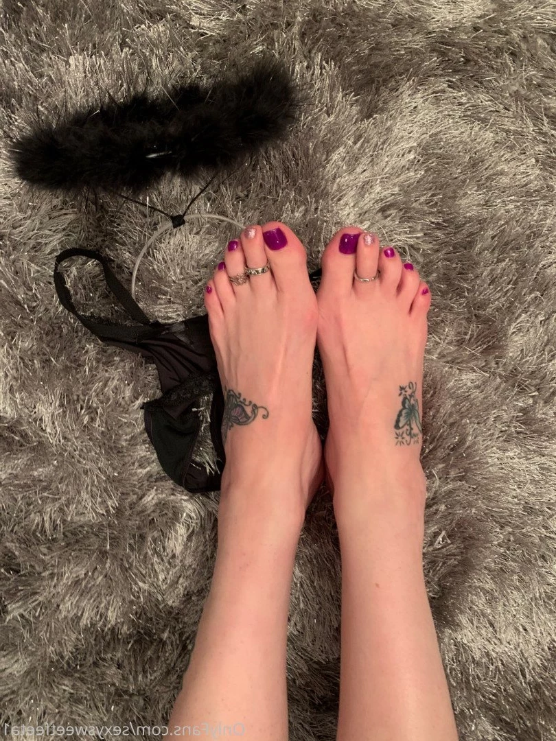 sexysweetfeetana [ sexysweetfeeta1 ] Onlyfans leaked photo 2754607 on Hotleaks.tv