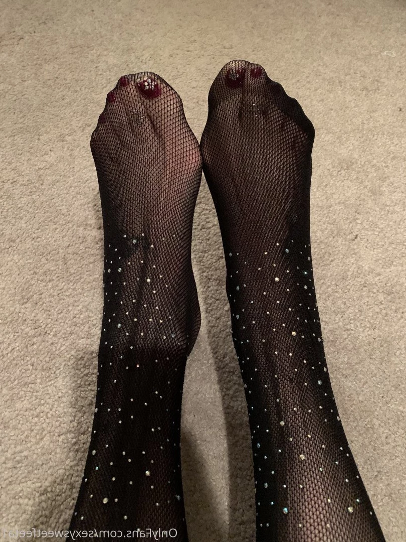 sexysweetfeetana [ sexysweetfeeta1 ] Onlyfans leaked photo 2754722 on Hotleaks.tv