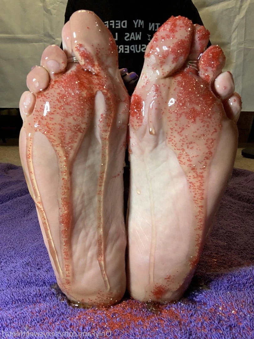 sexysweetfeetana [ sexysweetfeeta1 ] Onlyfans leaked photo 2755341 on Hotleaks.tv