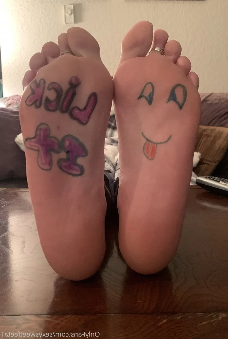sexysweetfeetana [ sexysweetfeeta1 ] Onlyfans leaked photo 2756227 on Hotleaks.tv