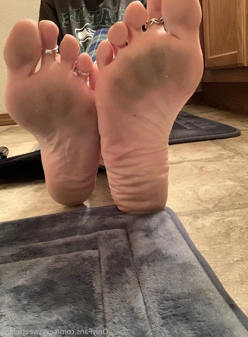 sexysweetfeetana [ sexysweetfeeta1 ] Onlyfans leaked photo 2756642 on Hotleaks.tv