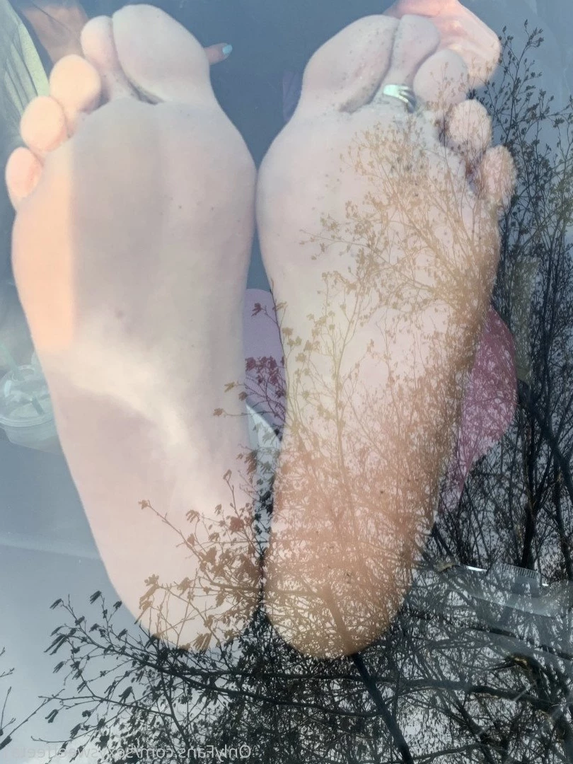 sexysweetfeetana [ sexysweetfeeta1 ] Onlyfans leaked photo 2756682 on Hotleaks.tv