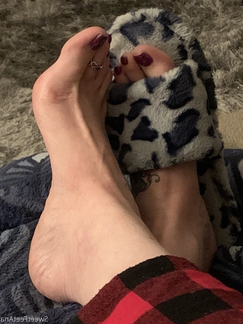 sexysweetfeetana [ sexysweetfeeta1 ] Onlyfans leaked photo 2756753 on Hotleaks.tv