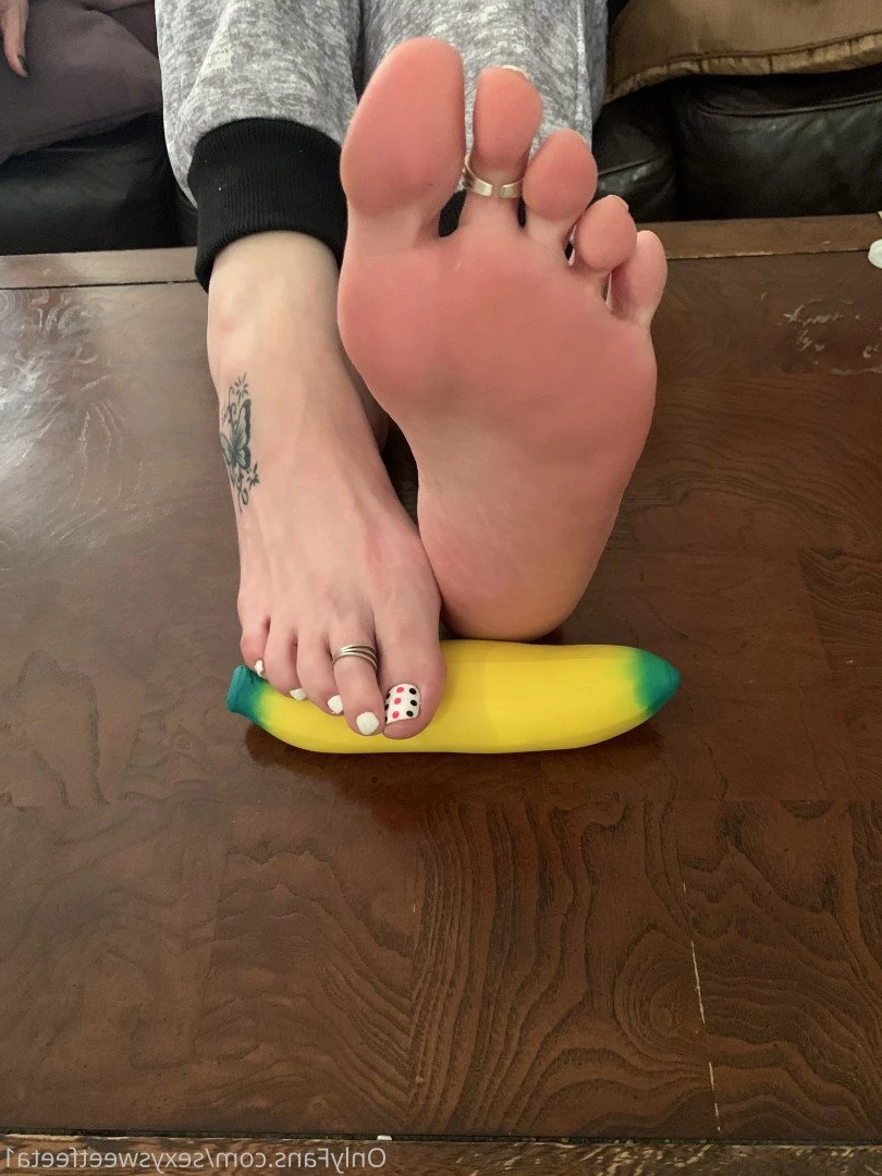 sexysweetfeetana [ sexysweetfeeta1 ] Onlyfans leaked photo 2756854 on Hotleaks.tv