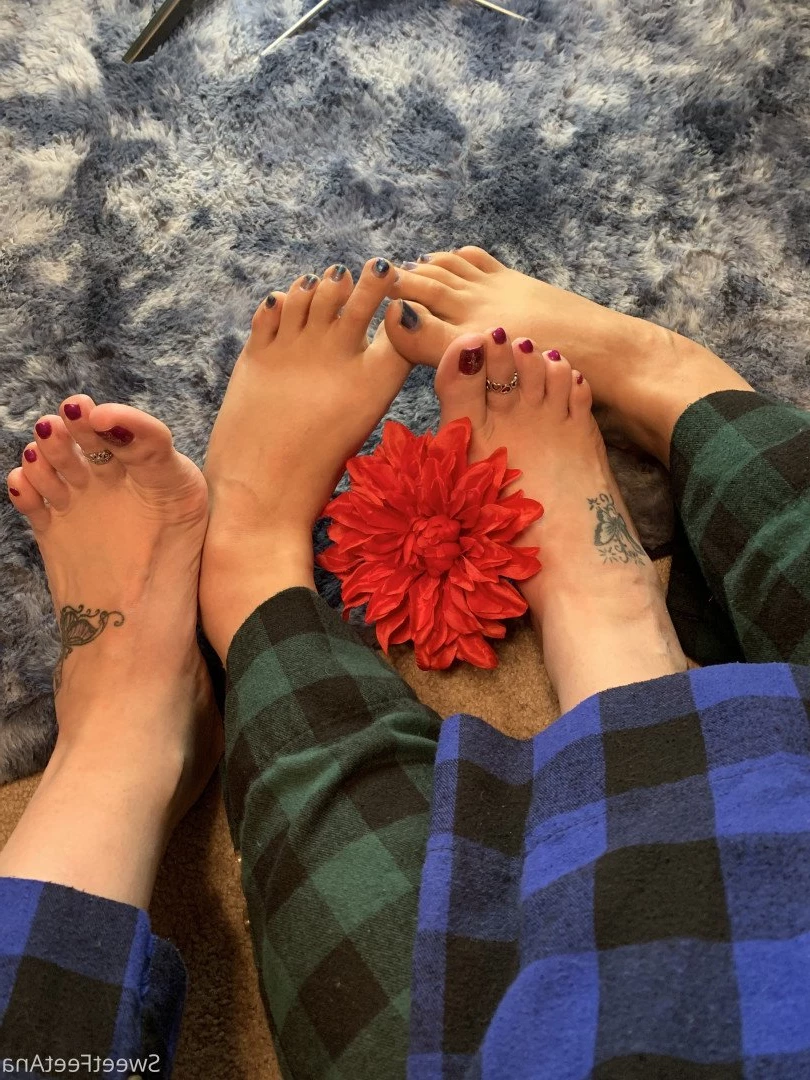 sexysweetfeetana [ sexysweetfeeta1 ] Onlyfans leaked photo 2757904 on Hotleaks.tv