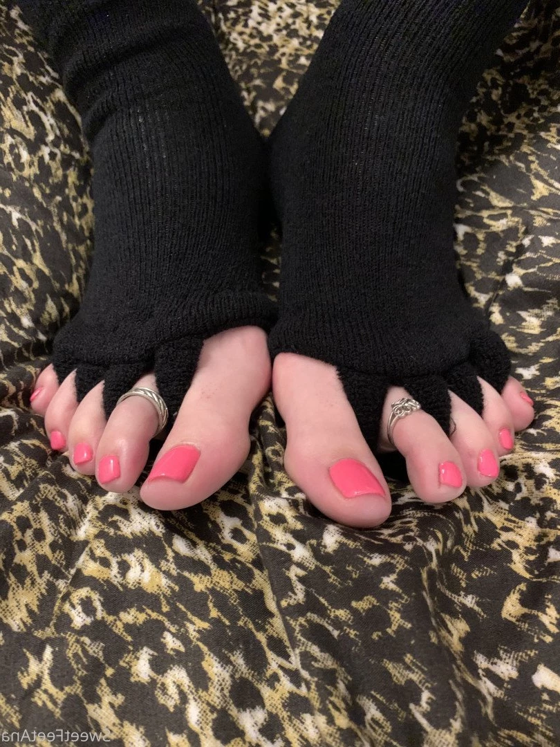 sexysweetfeetana [ sexysweetfeeta1 ] Onlyfans leaked photo 2758154 on Hotleaks.tv