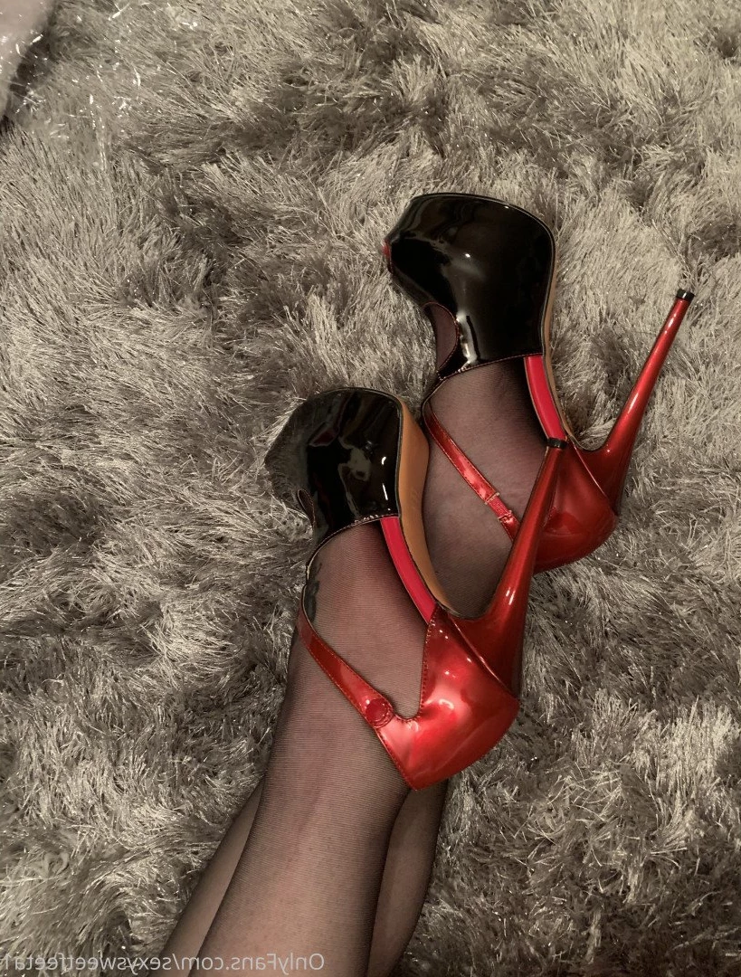 sexysweetfeetana [ sexysweetfeeta1 ] Onlyfans leaked photo 2758170 on Hotleaks.tv