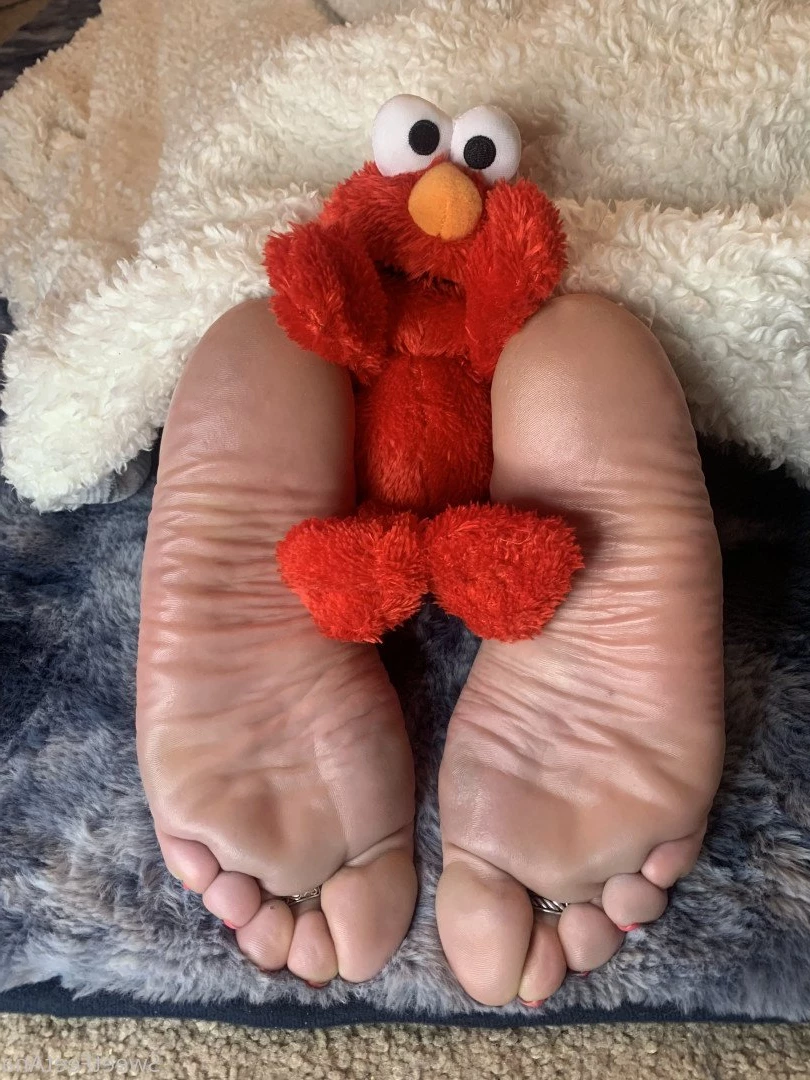 sexysweetfeetana [ sexysweetfeeta1 ] Onlyfans leaked photo 2758597 on Hotleaks.tv