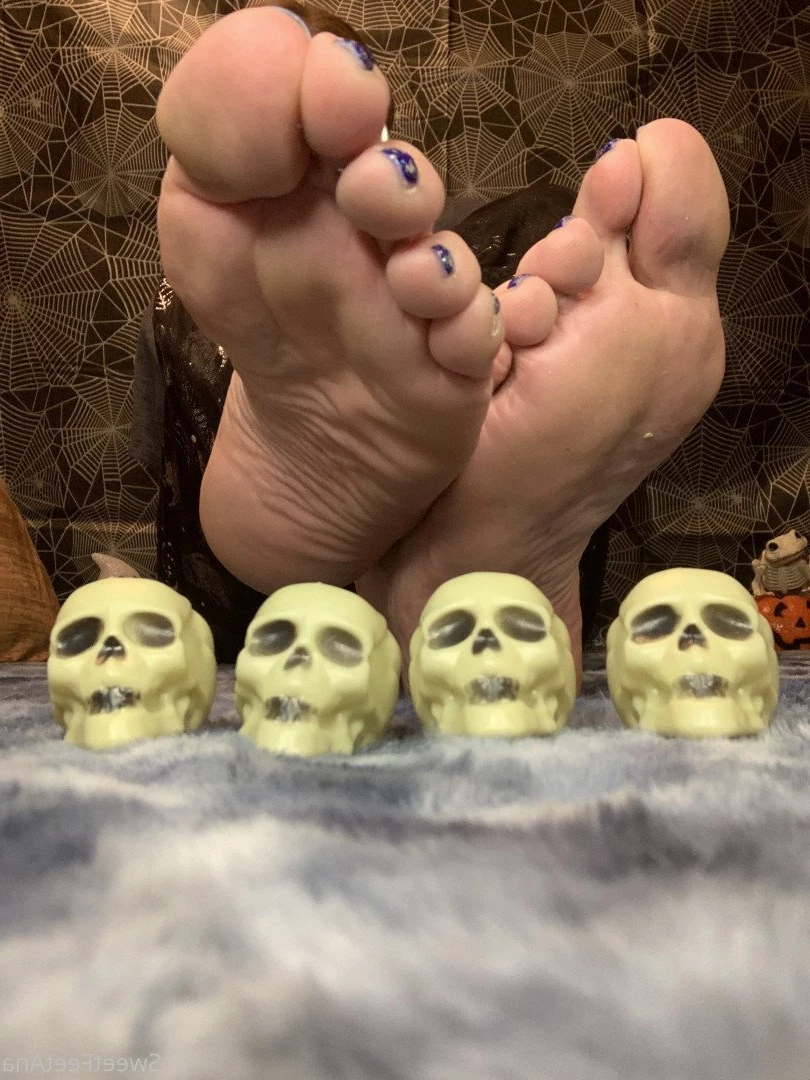 sexysweetfeetana [ sexysweetfeeta1 ] Onlyfans leaked photo 2758712 on Hotleaks.tv
