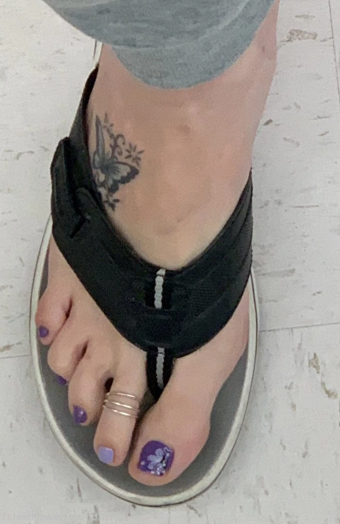 sexysweetfeetana [ sexysweetfeeta1 ] Onlyfans leaked photo 2758956 on Hotleaks.tv