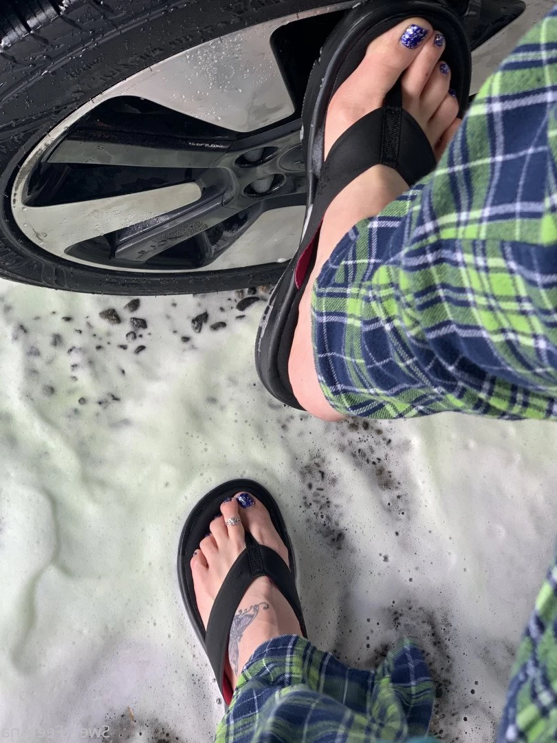 sexysweetfeetana [ sexysweetfeeta1 ] Onlyfans leaked photo 2759080 on Hotleaks.tv