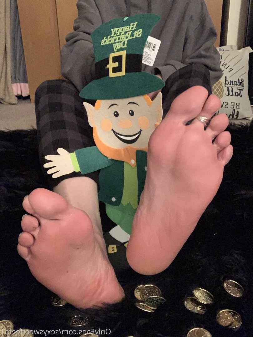 sexysweetfeetana [ sexysweetfeeta1 ] Onlyfans leaked photo 2759278 on Hotleaks.tv