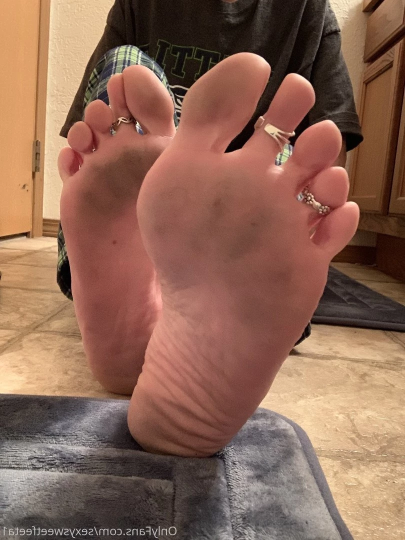 sexysweetfeetana [ sexysweetfeeta1 ] Onlyfans leaked photo 2759535 on Hotleaks.tv