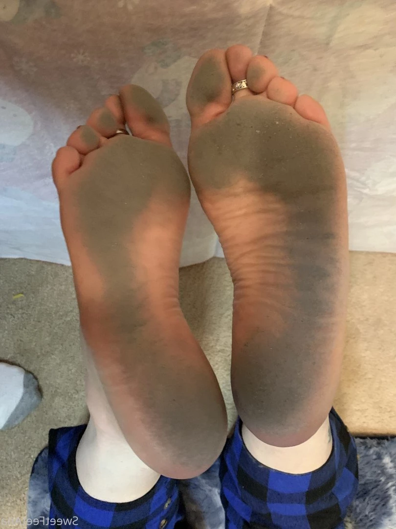 sexysweetfeetana [ sexysweetfeeta1 ] Onlyfans leaked photo 2759642 on Hotleaks.tv