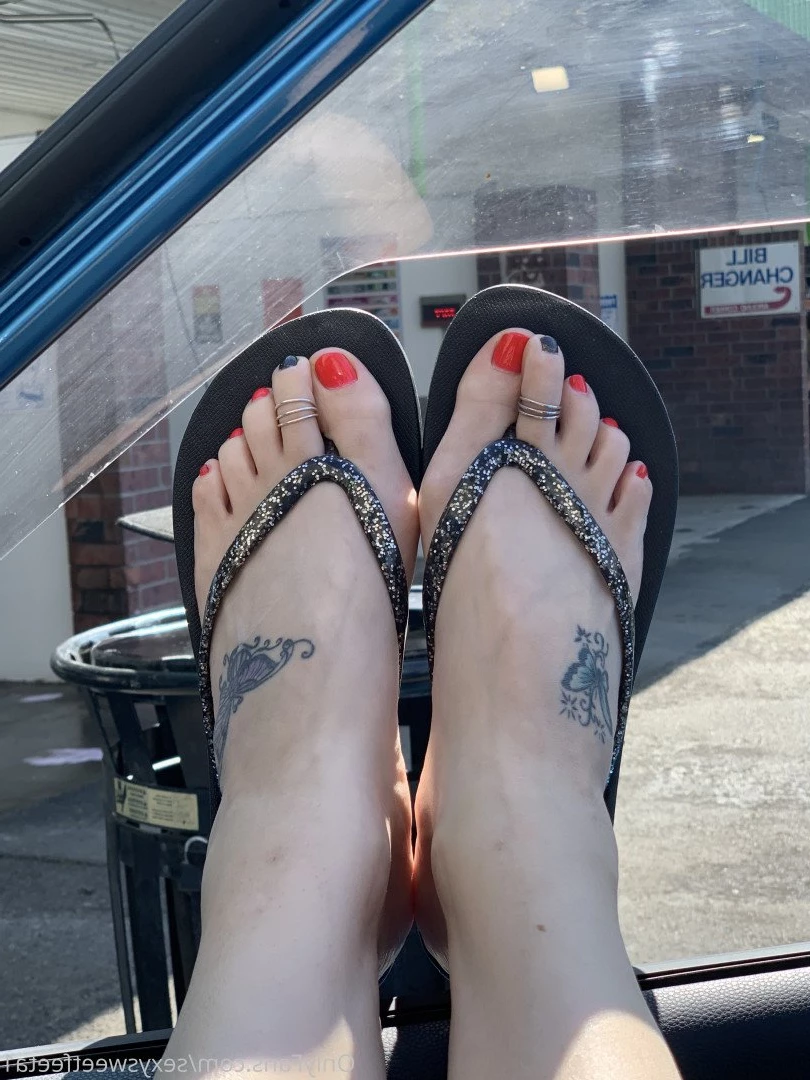sexysweetfeetana [ sexysweetfeeta1 ] Onlyfans leaked photo 2759819 on Hotleaks.tv