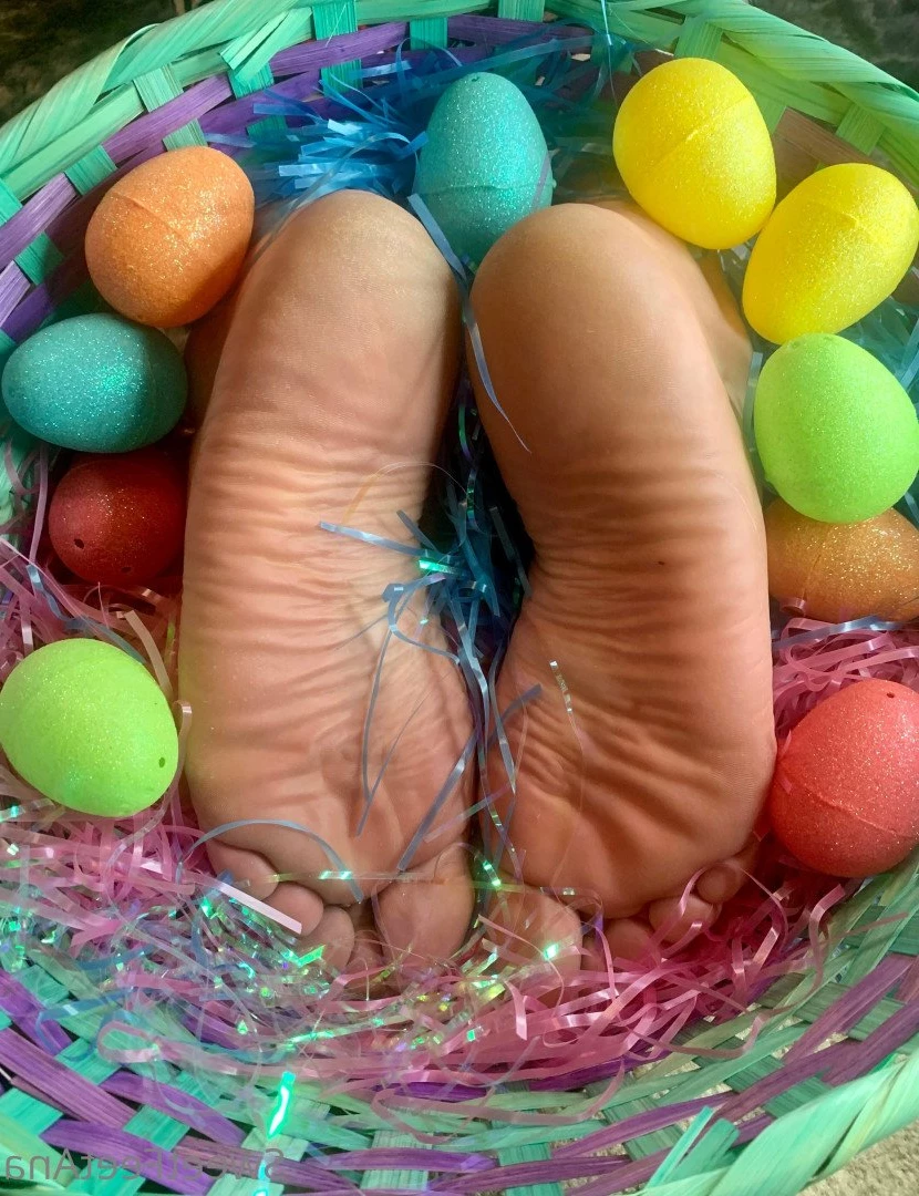 sexysweetfeetana [ sexysweetfeeta1 ] Onlyfans leaked photo 2760312 on Hotleaks.tv