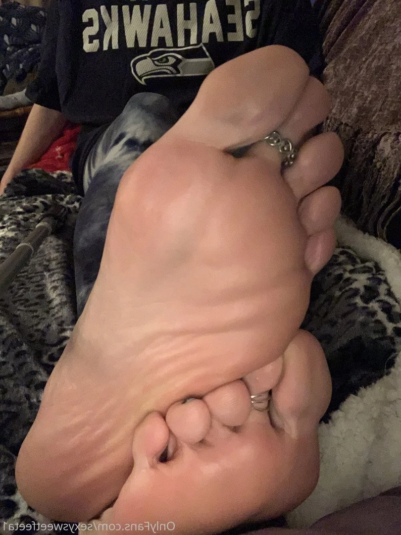 sexysweetfeetana [ sexysweetfeeta1 ] Onlyfans leaked photo 2760367 on Hotleaks.tv