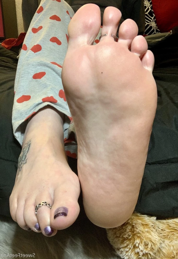 sexysweetfeetana [ sexysweetfeeta1 ] Onlyfans leaked photo 2760681 on Hotleaks.tv