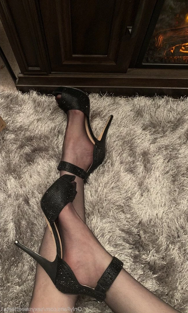 sexysweetfeetana [ sexysweetfeeta1 ] Onlyfans leaked photo 2761614 on Hotleaks.tv